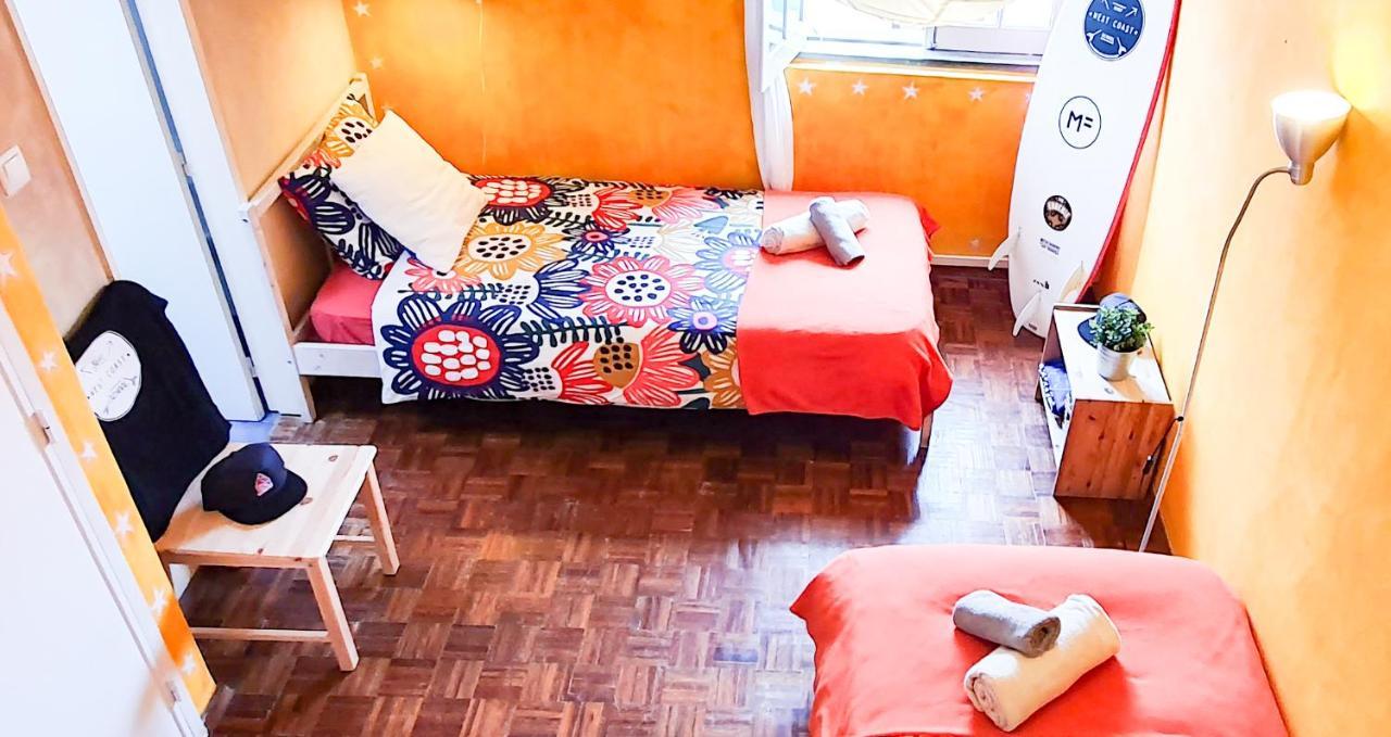بيت شباب Ericeira Surf Camp المظهر الخارجي الصورة